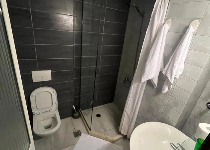 Pernoca Hotel Durrës